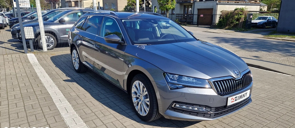 Skoda Superb cena 179900 przebieg: 7, rok produkcji 2024 z Paczków małe 46